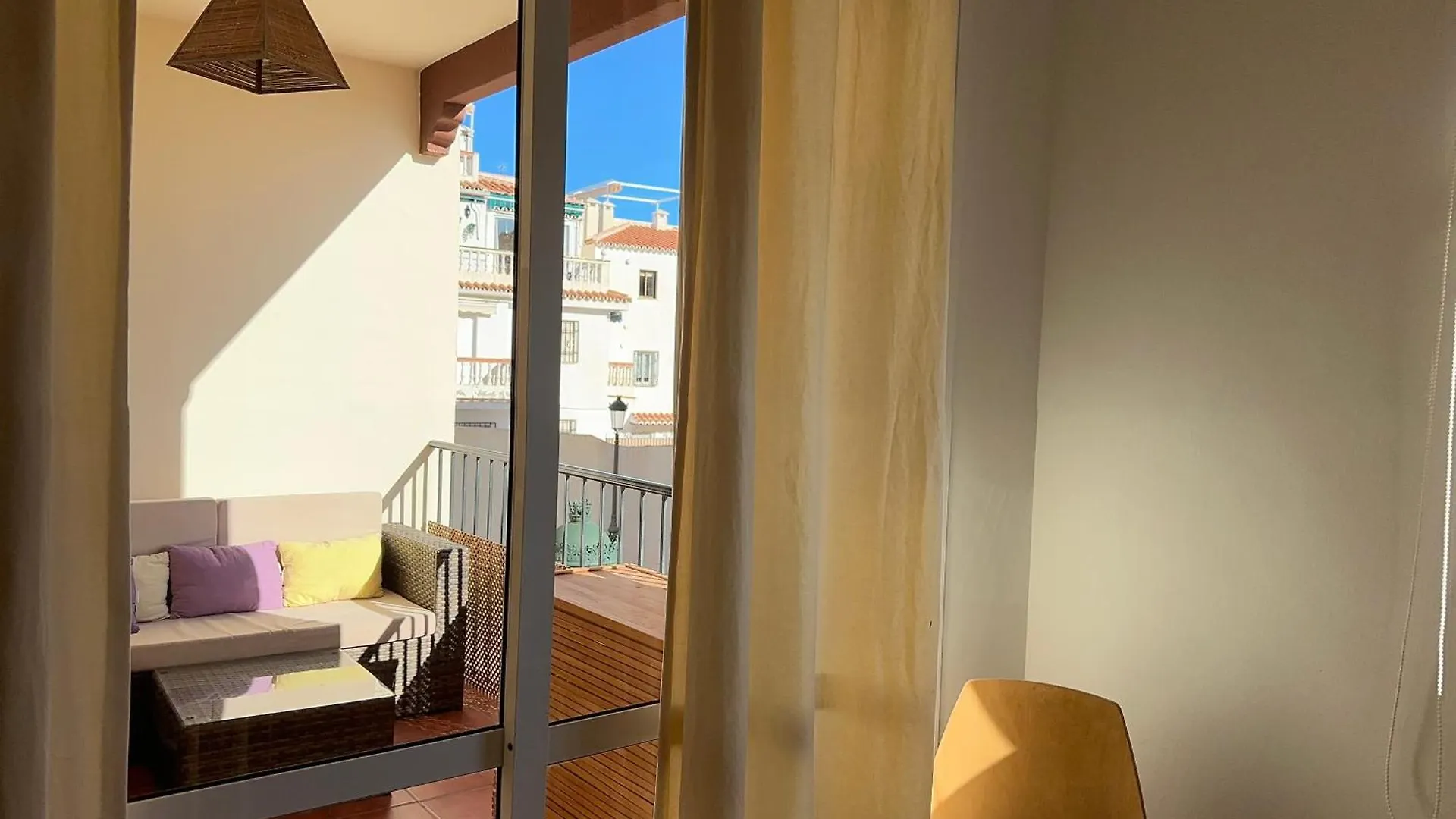 Apartament Tiyoweh Nerja